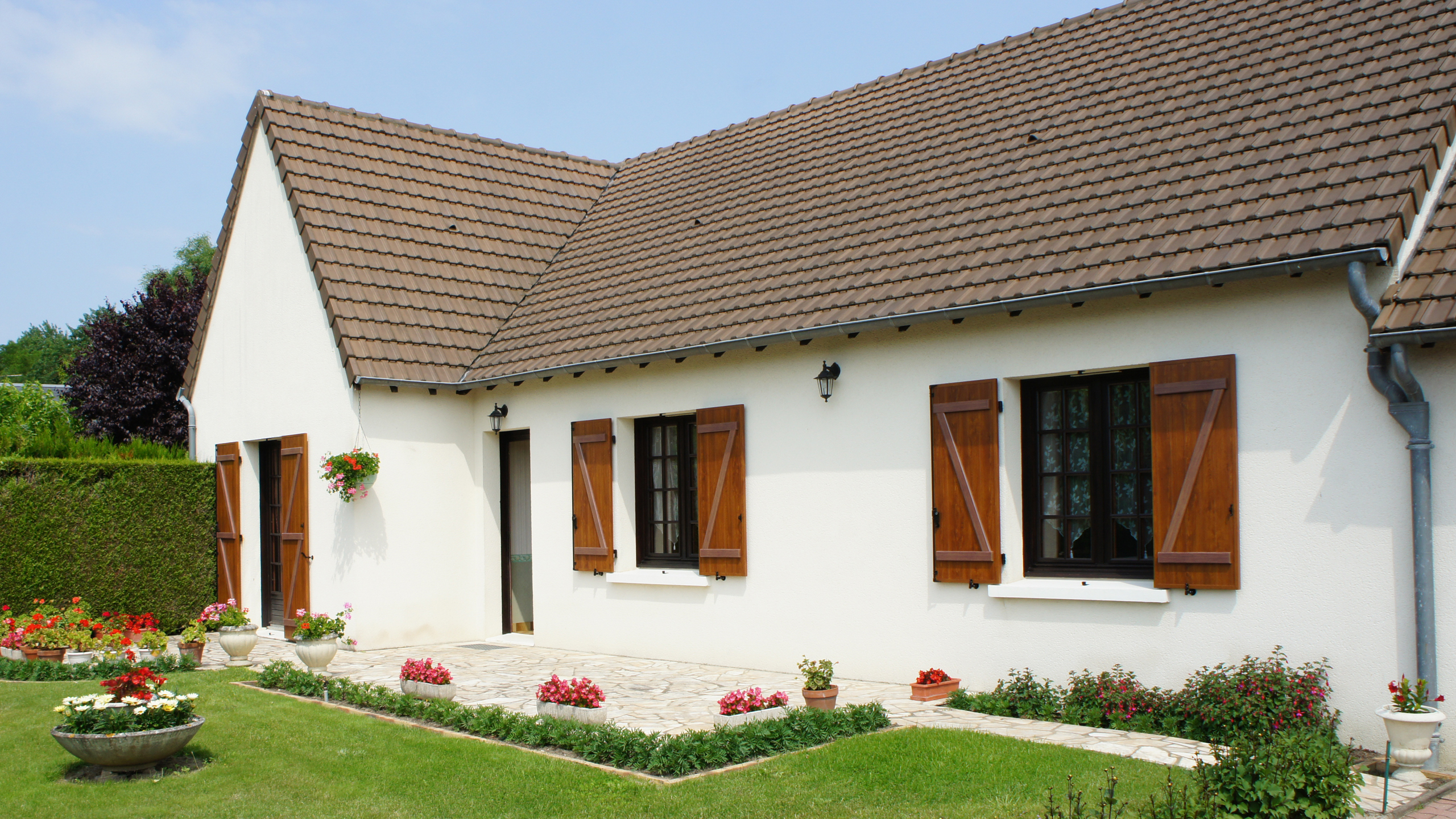 Klappläden<br><em>Geschlossene Modelle</em>